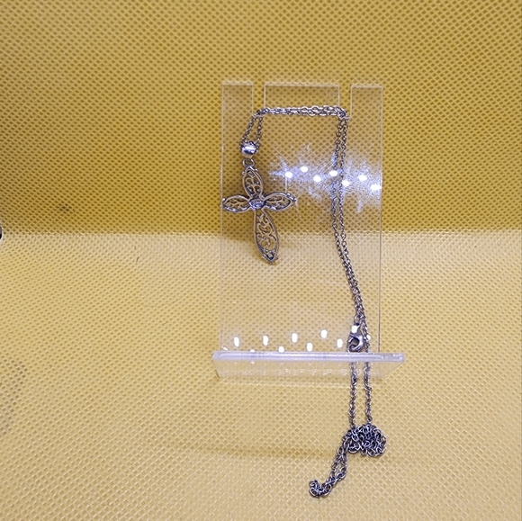 Kohl's Cross Necklace - Picture 4 of 4